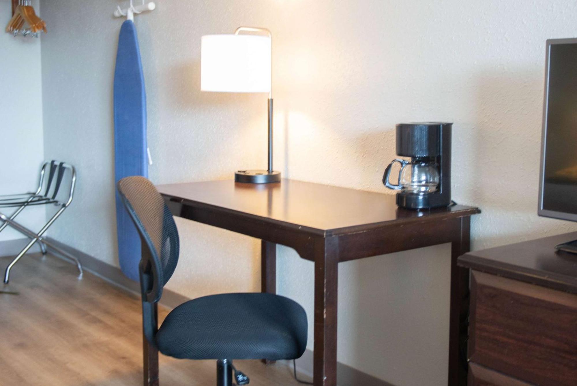 Days Inn By Wyndham Waynesboro Εξωτερικό φωτογραφία