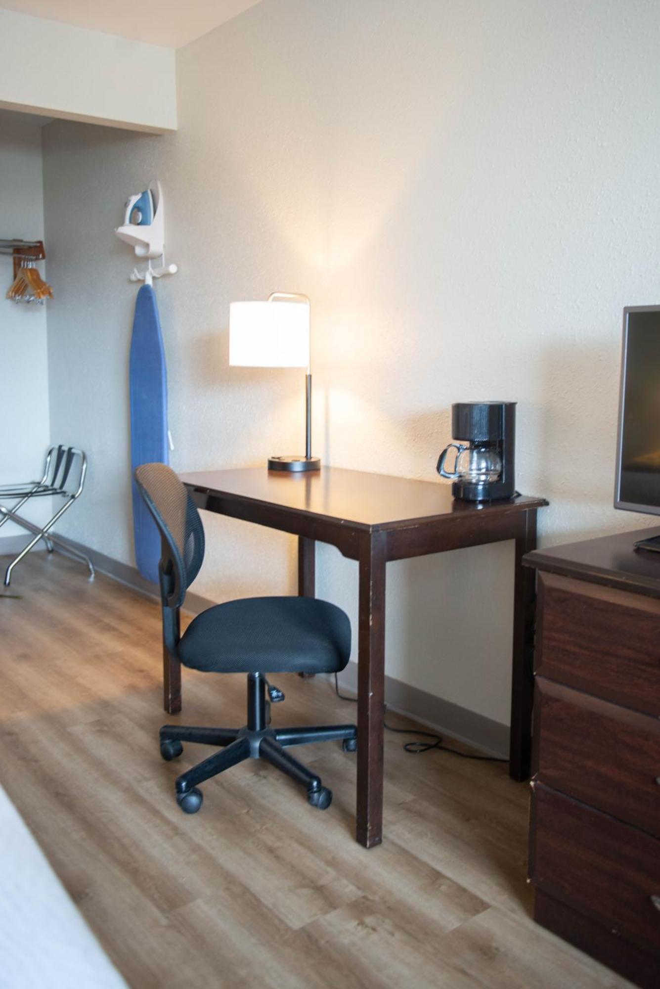 Days Inn By Wyndham Waynesboro Εξωτερικό φωτογραφία